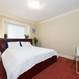 Cambie & 61st Ave Homestay Canada